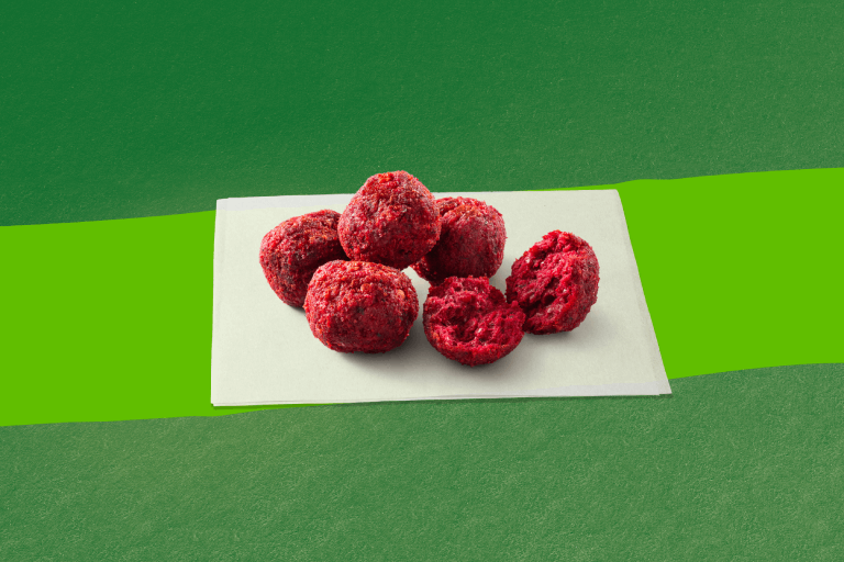 8 kg balení falafelu z červené řepy značky Garden Gourmet