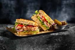 Letní focaccia s veganskou Garden Gourmet Vunou