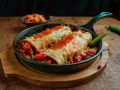 Gratinované kuřecí enchiladas tortilly 